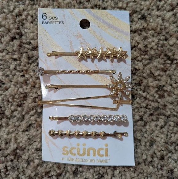 Scunci Gold Hair Clip Set - Picture 4 of 5